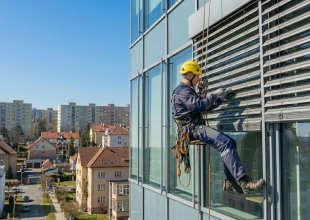 Opravy a instalace venkovních žaluzií